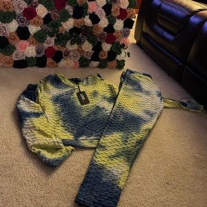 Too and bottom active collection